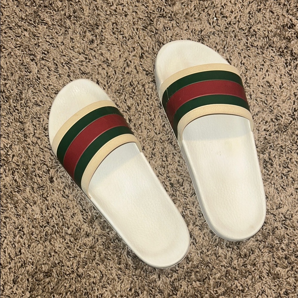 Men’s Gucci Flip Flops Size 11